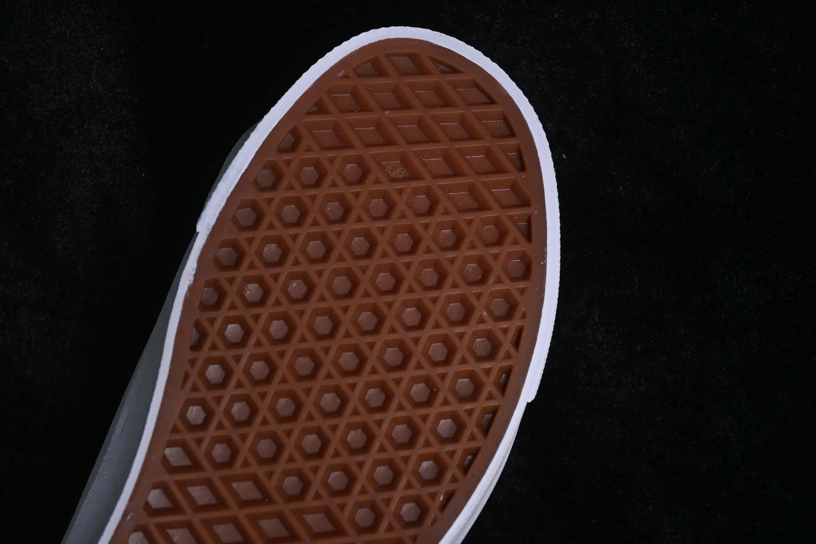 All categories Vans Vans series Vans Low Vans low top Vans Old Skool Vans patent leather low-top casual skateboard shoes VN000E8VCCZ
